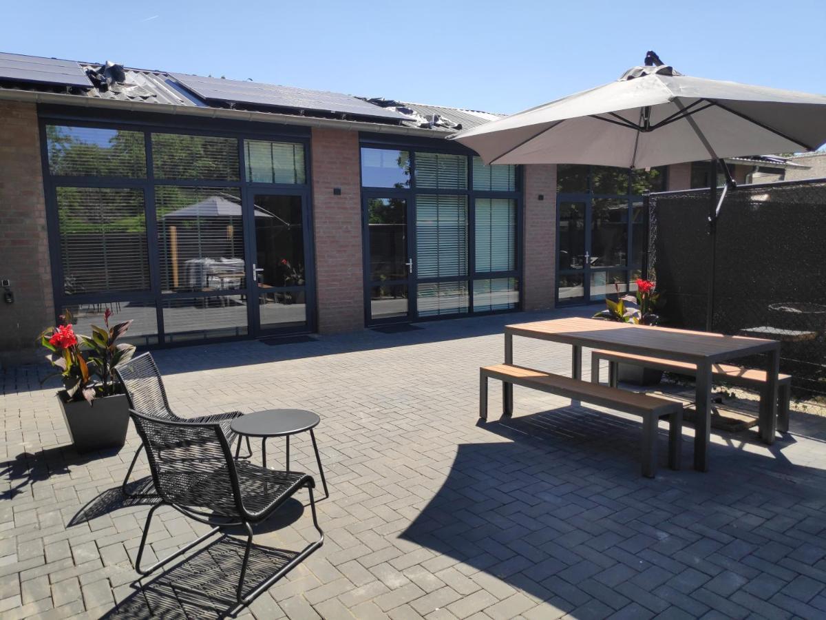 Bij Ons 'Niek Apartment Den Dungen Luaran gambar