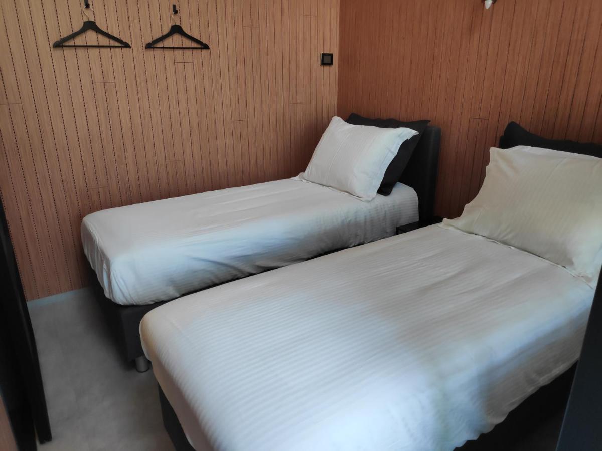 Bij Ons 'Niek Apartment Den Dungen Luaran gambar